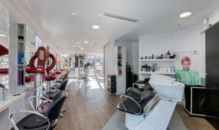 Angela Coiffure : Coiffeur à Clamart