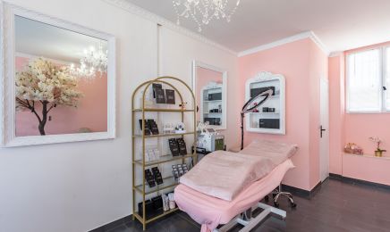 Look my cils : Manucure à Clamart