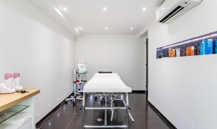 Epil'net Brotteaux - Centre épilation et beauté - Renata França - LPG : Manucure à Lyon