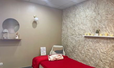 Bien Être et Beauté : Manucure à Montferrand-le-Château