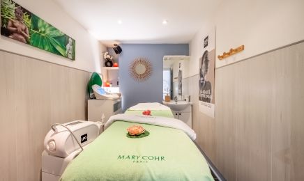 Luka Beauté : Manucure à Élancourt