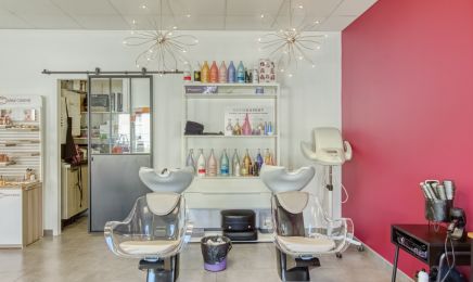 Instant Bien Etre - Coiffure et Institut de beauté : Coiffeur à Amilly
