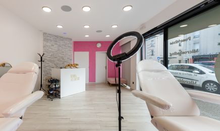 Bedra Brows & Lashes Academy : Institut de beauté à Les Roches-de-Condrieu