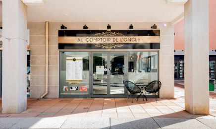 Au Comptoir de l'Ongle : Institut de beauté à Antibes