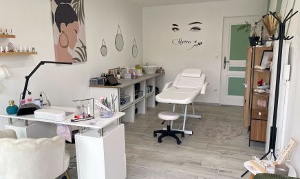 Queen Beauty - Ongles  : Institut de beauté à Brux