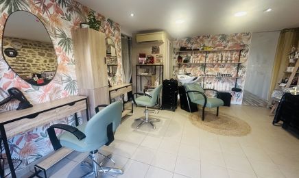 Les Ciseaux DElo : Coiffeur à Nantiat