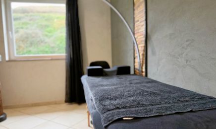 Studio Glow : Manucure à Steene