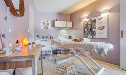 L’essenti-elle : Manucure à Castres-Gironde