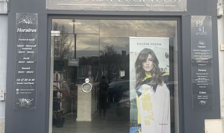 UN INSTANT POUR VOUS BY LUDIVINE : Coiffeur à Veigné