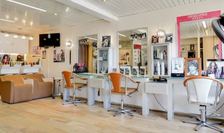 Art Cut Coiffure : Coiffeur à Valbonne