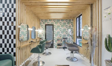 Priscille Artisan Coiffeur Coloriste / David Rivera Praticien Shiatsu & Bien Être : Coiffeur à Paris