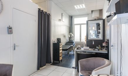 Esprit Beauté : Manucure à Le Havre