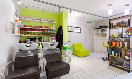 Serenity Hair : Coiffeur à Thenay