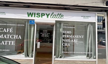 Wispy Latte : Manucure à Le Plessis-Trévise