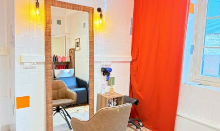  Tête en Vadrouille : Coiffeur à Le Ferré