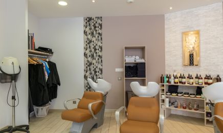 S & R Coiffure - Tavaux : Coiffeur à Tavaux