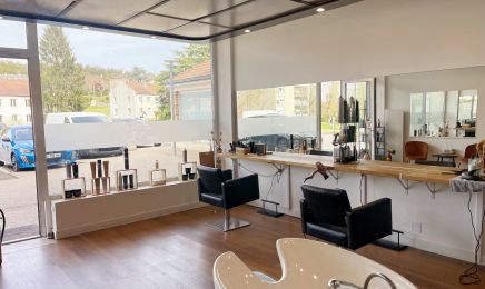 A vos souhaits  : Barbier à Beynes