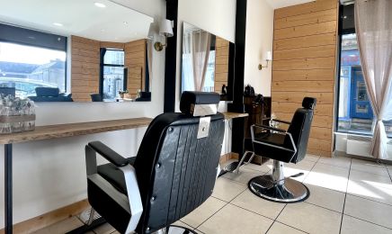 Les Secrets de Mynoé : Coiffeur à Ombrée d'Anjou
