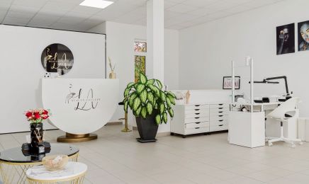 LA Beautyconcept | Kosmetikstudio Neutraubling: Nagelstudio in Neutraubling