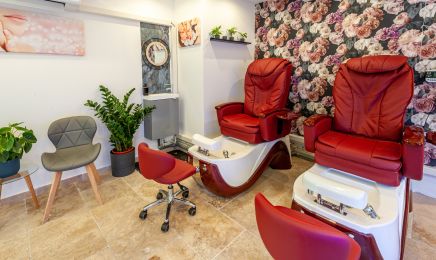 Sky Nails : Manucure à Istres