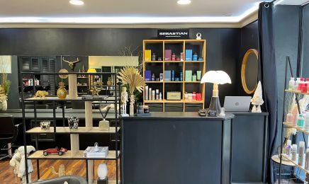 CARRÉ : Coiffeur à Marseille