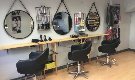 Carine Coiffure : Coiffeur à Jarzé Villages