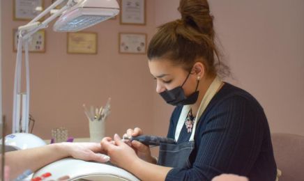 MA Beauty Artist : Manucure à Sedan