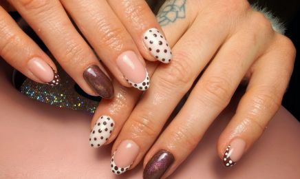 Theaa Beauty : Manucure à Roost-Warendin