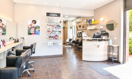 Il ou Elle : Coiffeur à Préseau
