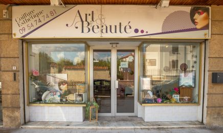 Art et Beauté : Manucure à Marignane