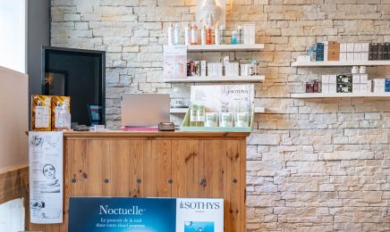 Institut Eglantine  : Manucure à Nancy