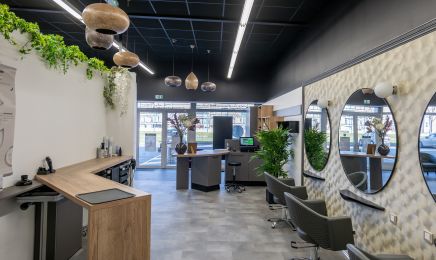 Viva La Vie by Valérie - Référence - Distré  : Coiffeur à Distré
