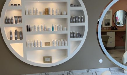 Les doigts d'or d'Élodie & Oya Esthétique  : Coiffeur à Toulouse