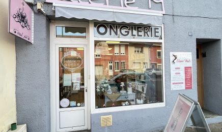  Valerie M : Manucure à La Verpillière