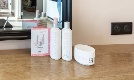 Laura Artisan Coiffeur  : Coiffeur à Périers