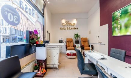 Rosa Nails & Lashes : Nagelstudio in München