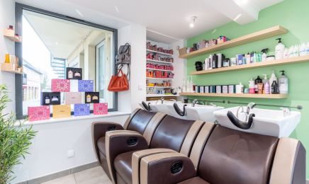Coiffure et Institut Oxyde  : Manucure à Gouville sur Mer