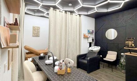 Frey. Ja : Coiffeur à Martigues