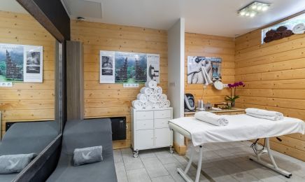 VIP Esthétique : Manucure à Chelles