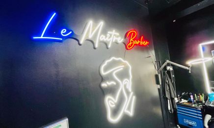 Le Maitre Barber : Barbier à Plaisir