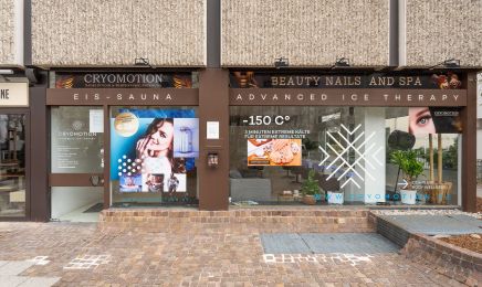 Cryomotion Nagelstudio & Wimpernverlängerung: Kosmetikstudio in München