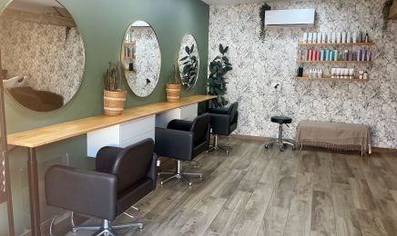 Dédicace Coiffure (anciennement à Bergerac) : Manucure à Saint-Laurent-des-Vignes