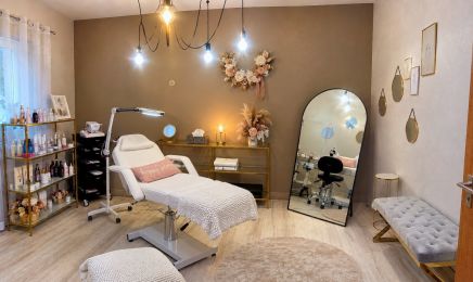 Virginie Beauté : Manucure à Venelles