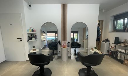 L’Atelier by Lili  : Coiffeur à Herstal
