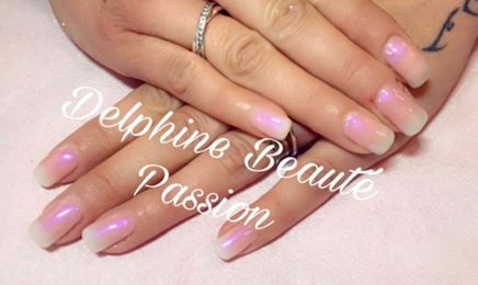 Delphine Beauté Passion : Manucure à Mallemoisson
