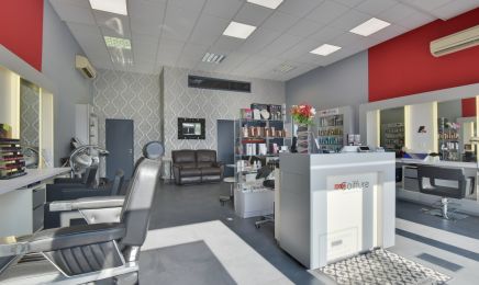 AGC Coiffure & Esthétique  : Coiffeur à Donzère
