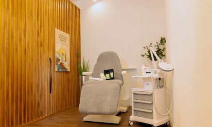 Kosmetik im Atrium: Nagelstudio in Emmendingen