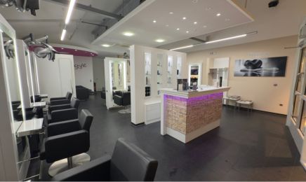 Friseur Ley Style: Kosmetikstudio in Dachau