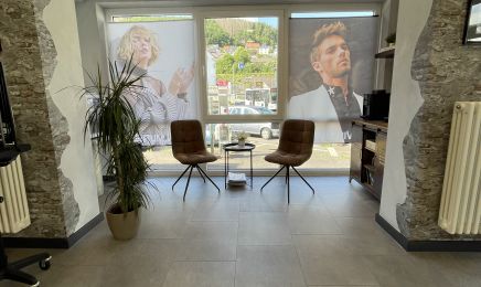 STUDIO FIVE: Friseur in Gummersbach