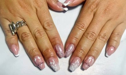 Momo nails studio : Manucure à Marseille